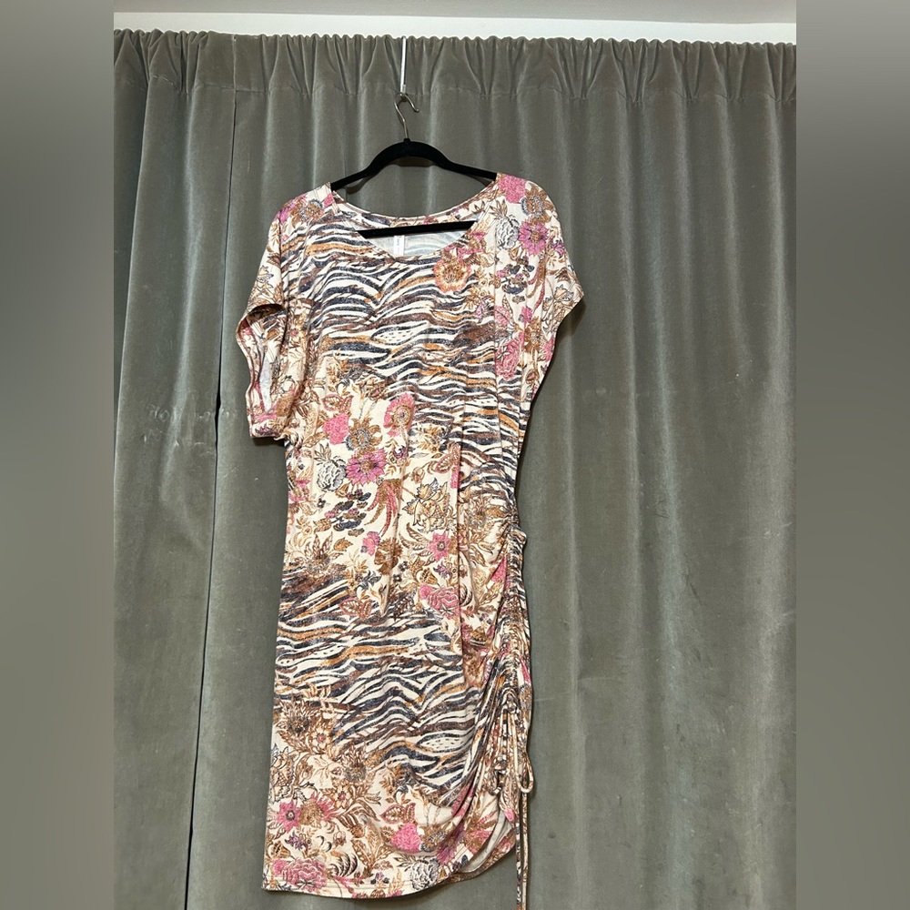 1. Anthropolgie - Daily Practice Side Rouche Tie Dress - XL - EUC (worn twice)